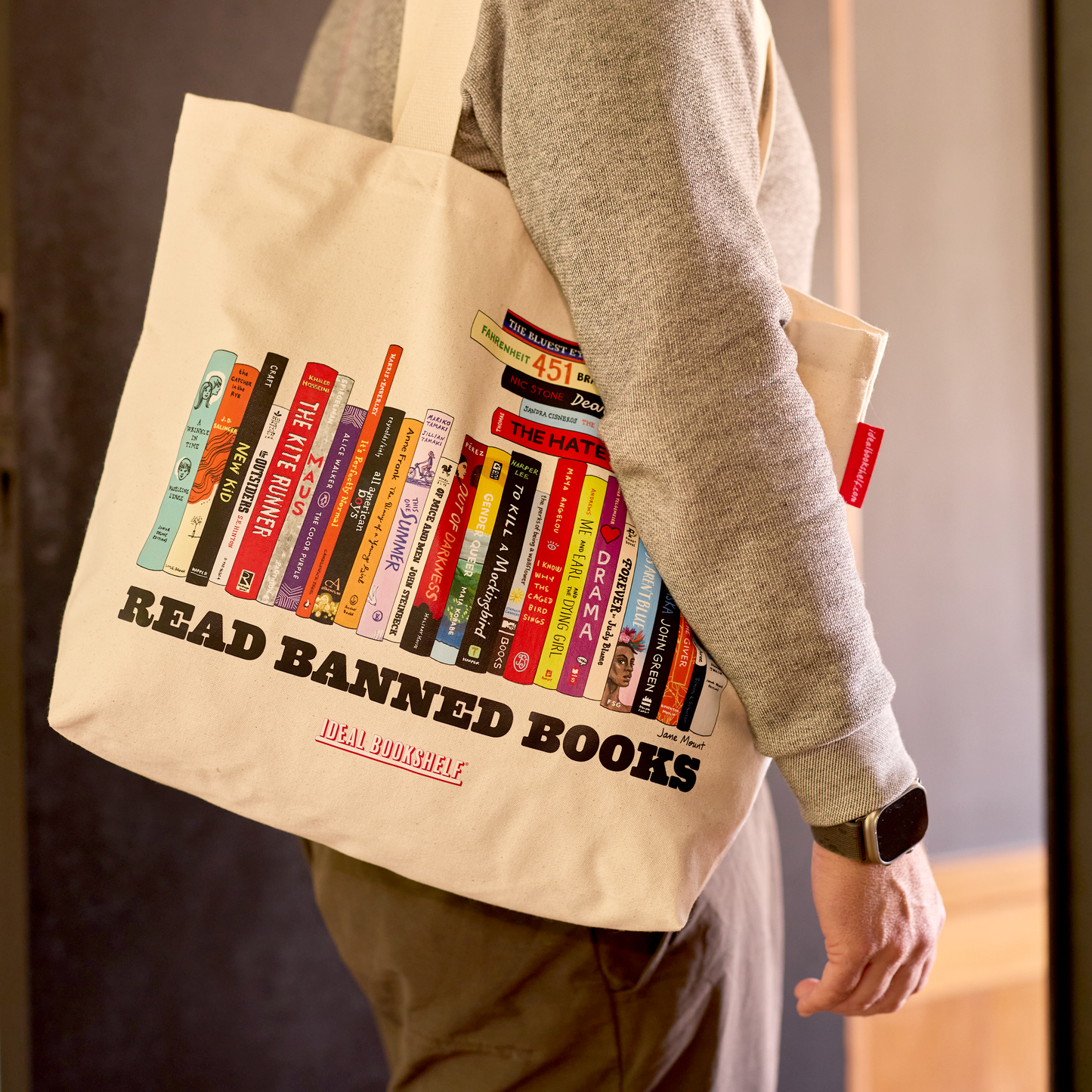 Market Tote: Read Banned Books